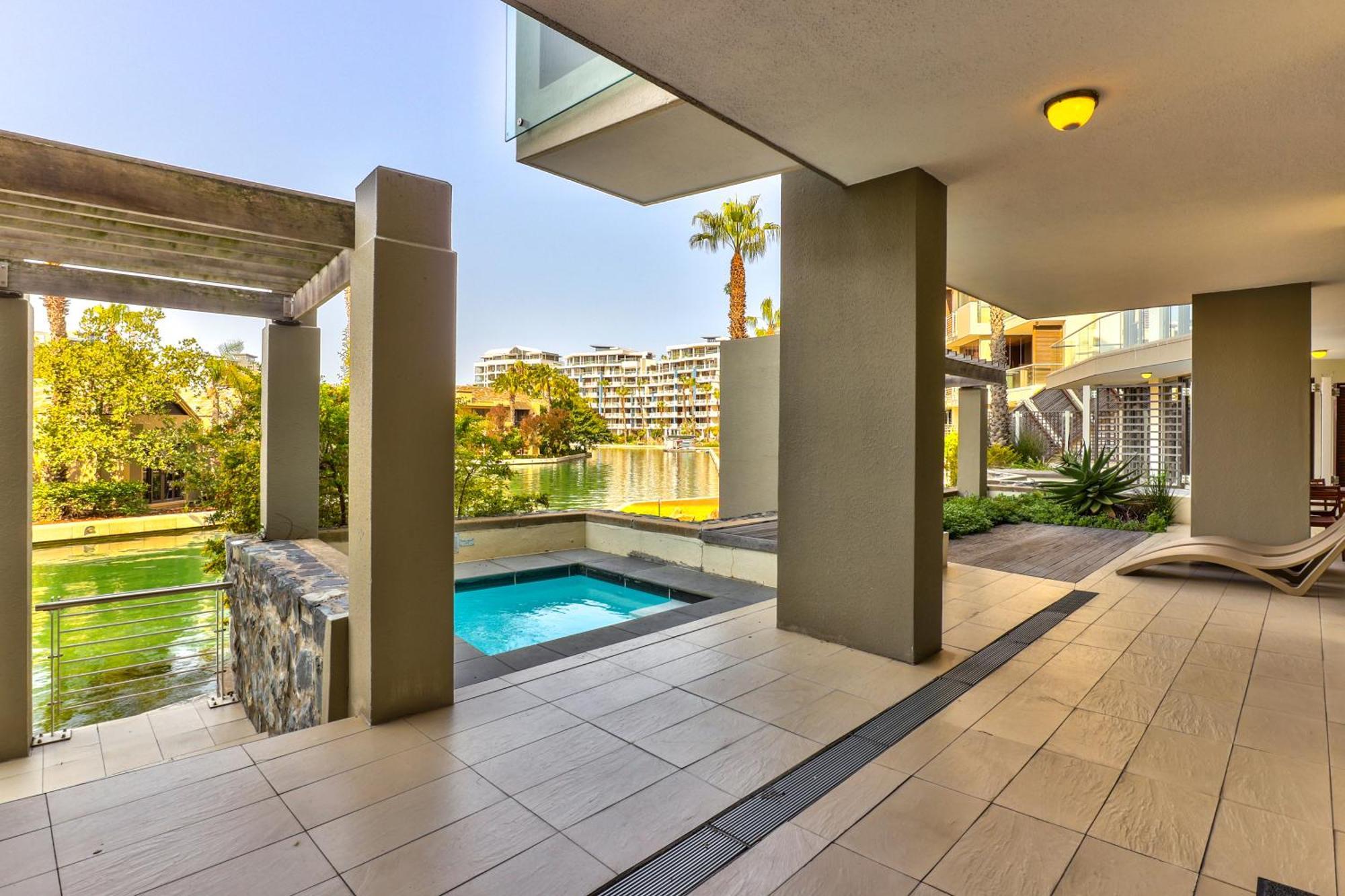 Lawhill Luxury Apartments - V & A Waterfront Cape Town Bagian luar foto